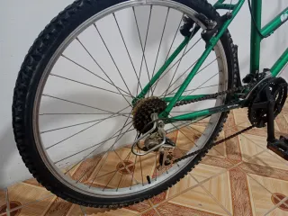 Bicicleta Montaña Verde Shimano