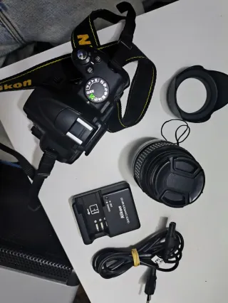 Cámara Reflex Nikon D3000 Negra