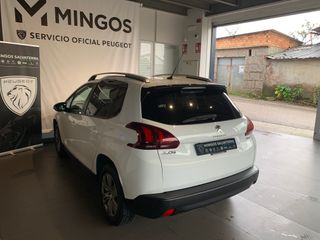 Peugeot 2008 1.2 110CV Style
