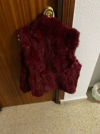 Chaleco de pelo rojo