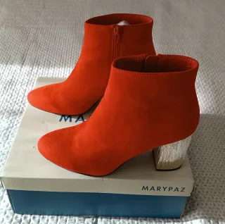 Botines rojos símil ante Marypaz talla 38