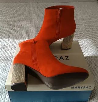 Botines rojos símil ante Marypaz talla 38