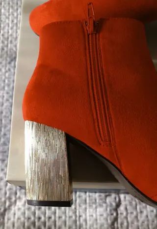 Botines rojos símil ante Marypaz talla 38