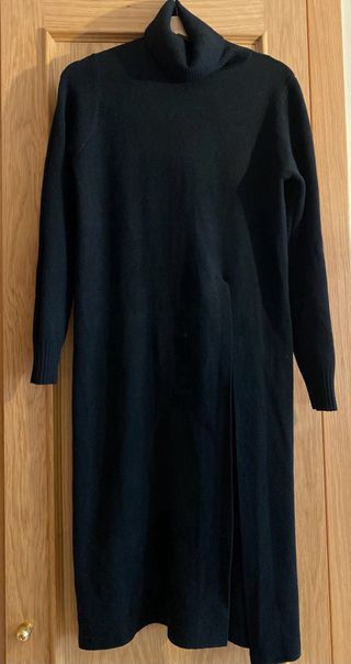 Jersey largo negro cuello alto talla única