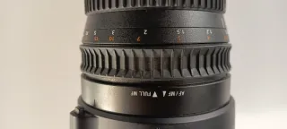 Objetivo Sony FE 28-135mm OSS