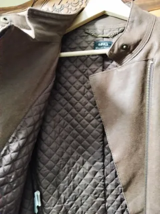 Chaqueta de piel marrón
