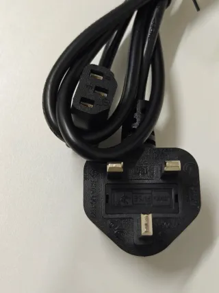 Cable Alimentación C13 IEC Negro