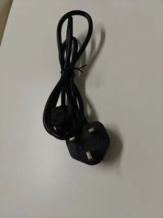 Cable Alimentación C13 IEC Negro