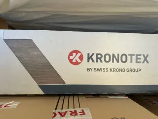 Suelo laminado Kronotex Exquisit V4 Ref D3242