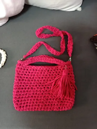 Borse all'uncinetto fatte a mano