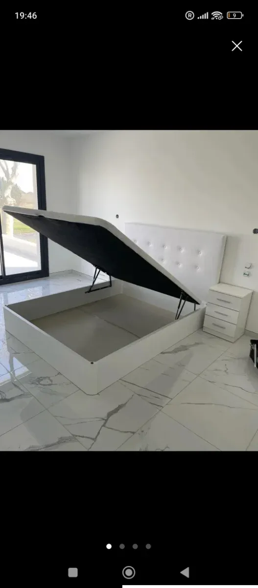 Offerta su mobili: canapés, materassi, testiere, comodini, cuscini