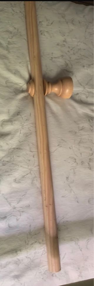 Carril cortinas madera.