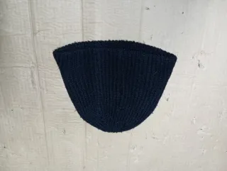 Gorro negro con bordado Amsterdam