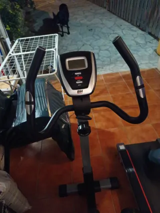 Bicicleta Estática BH Mod. Artic