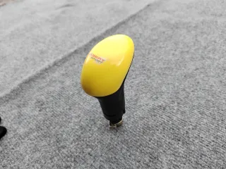 Palanca de cambios SEAT Sport amarilla