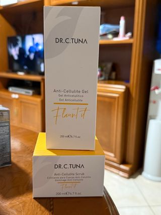 Dr. C. Tuna Gel y Scrub Anti-Celulitis