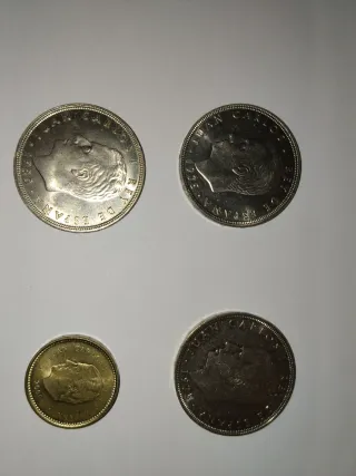 Lote 3 Monedas 100 Ptas Plata y una 100 ptas norma