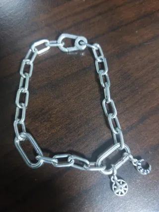 Pulsera Pandora + 2 charm