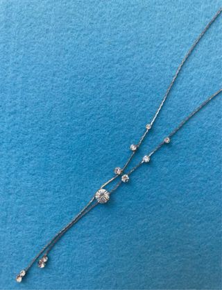 Collana con pendente luccicoso