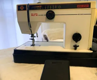 Máquina de coser Alfa Zig Zag