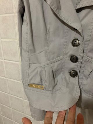 Giacca balzata grigia elegante per donna Coconuda