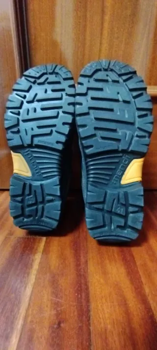 Zapatos de seguridad Mendi grises y naranjas