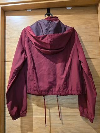 Chaqueta Granate.