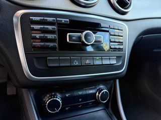 Mercedes-Benz Clase CLA CLA 220 Aut. CDI Urban