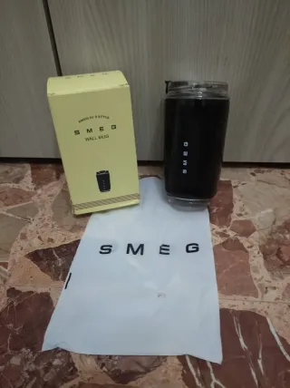 Tazza Termica Smeg Stile Anni '50 Nera