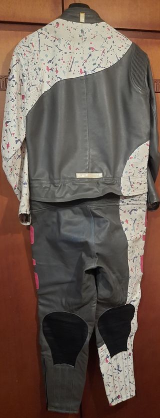 Mono de cuero para moto