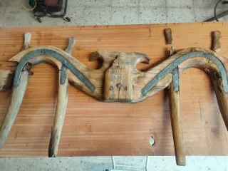 Yugo de madera para restaurar