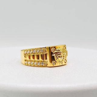 SELLO CUADRADO MEDUSA 18K