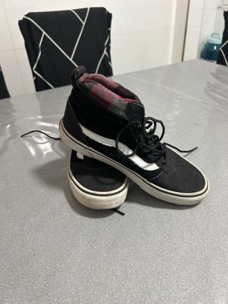 Zapatillas Vans Negras y Multicolor