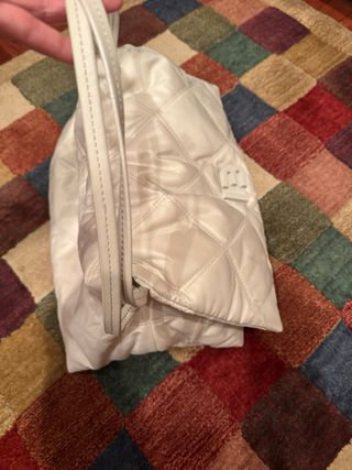 Bolso Bimba y Lola color piedra acolchado