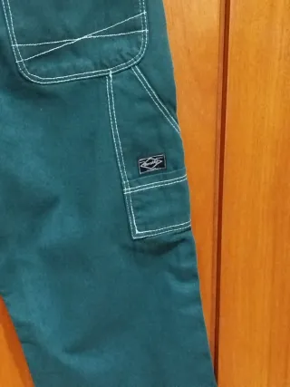 Pantalones verdes Bershka