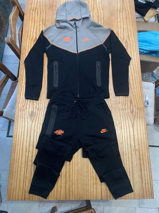 Chándal Nike Tech Fleece X central CEE