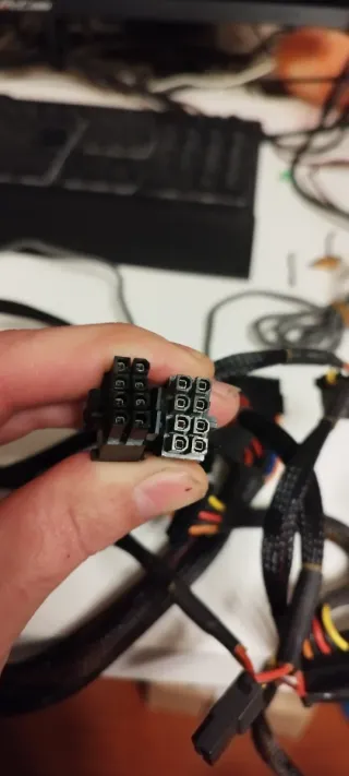 Fuente Alimentación PC 700W