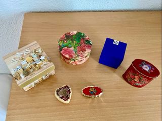 Cajas y pastilleros antiguos - 2€ cada uno