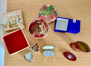 Cajas y pastilleros antiguos - 2€ cada uno