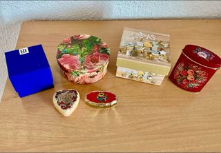 Cajas y pastilleros antiguos - 2€ cada uno