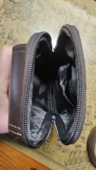 Riñonera de cuero para hombre