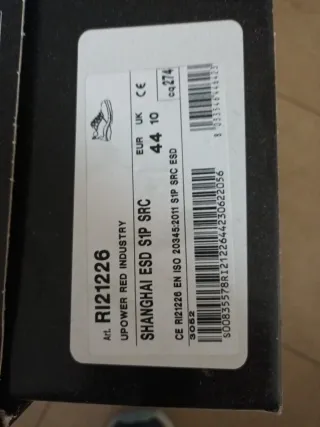 Zapatos de seguridad U-Power negros y grises