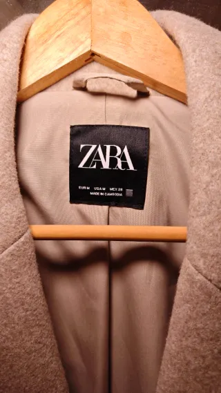 Abrigo largo Zara beige