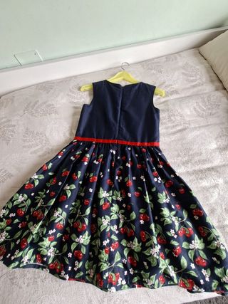 Vestido El Corte Inglés azul con cerezas