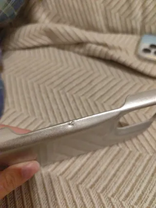 MUK silver puffy 16 pro max