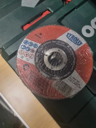 Disco de corte TYROLIT para acero inoxidable