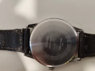 Reloj Casio Blanco y Marrón