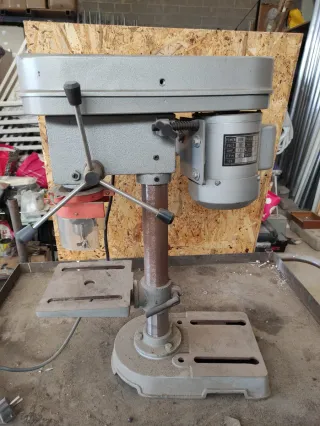 Taladro de columna 350W