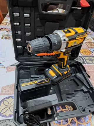 Taladro Atornillador Batería 21V