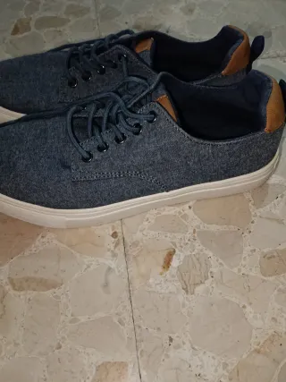 Zapatos H&M niño azul/gris